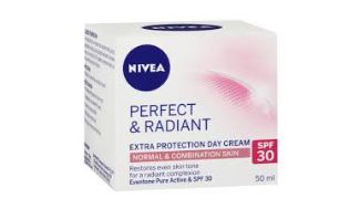NIVEA Perfect & Radiant Even tone day cream 50ml Jar