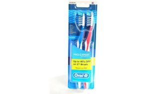 ORAL-B TOOTHBRUSH PRO EXPERT ALL IN 1 promo